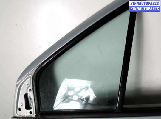 купить Стекло боковой двери (треугольник) на Renault Scenic I (1996 - 2002)