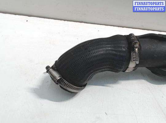 купить Патрубок интеркулера на Skoda Yeti (2009-2018)