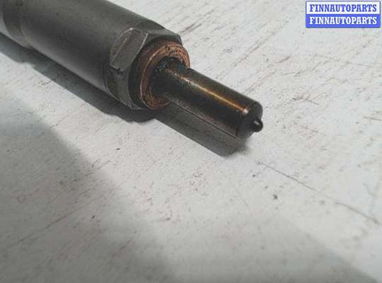 купить Форсунка топливная на Skoda Superb (2008-2015)