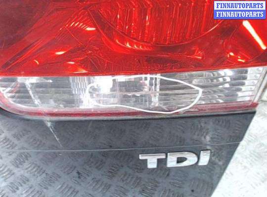 купить Фонарь задней двери на Volkswagen Touareg I (2000 - 2010)