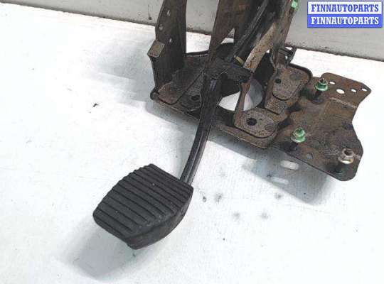 Педальный узел (педаль) на Peugeot 307