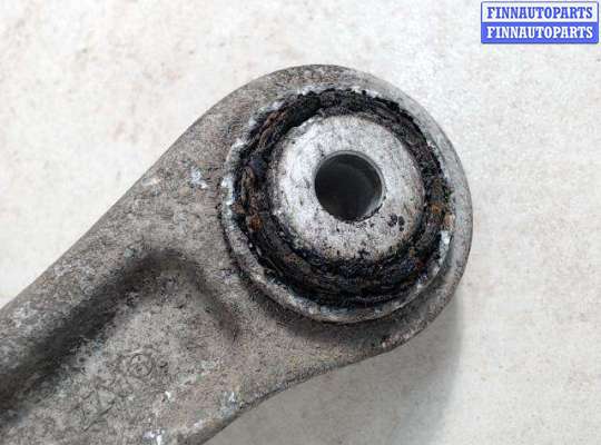 Рычаг подвески VG2728465 на Volkswagen Touareg I (2000 - 2010)