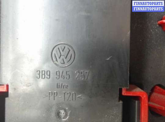 купить Фонарь на Volkswagen Passat 5 (1996 - 2000)