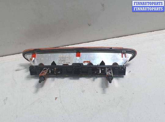 купить Стоп сигнал на Citroen C4 Grand Picasso I (2007 - 2013)