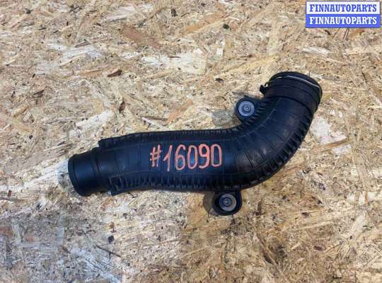 Патрубок интеркулера VG1756379 на Volkswagen Passat B6 (2005—2010)