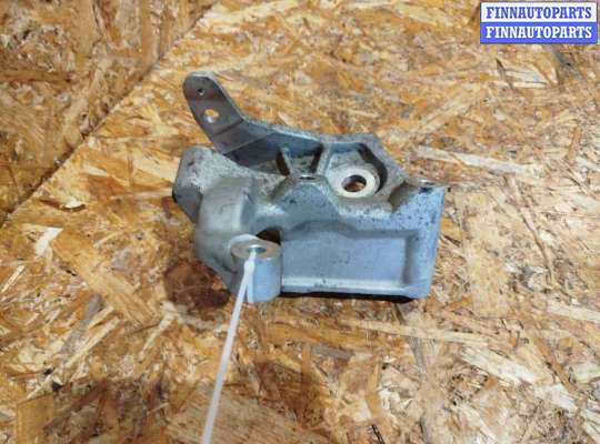 купить Подушка крепления двигателя на Volvo V60 (2018-2024)