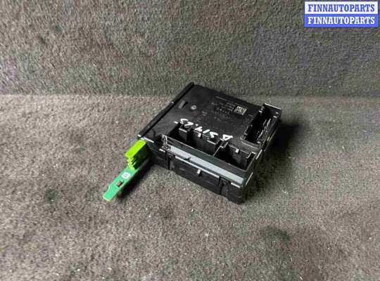 Моторчик стеклоподъемника передний левый VG1759309 на Volkswagen CC (3C8 2008- в производстве) B6 (2008—2012)