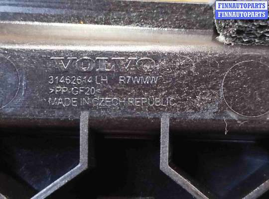 купить Обшивка багажника на Volvo V60 (2018-2024)