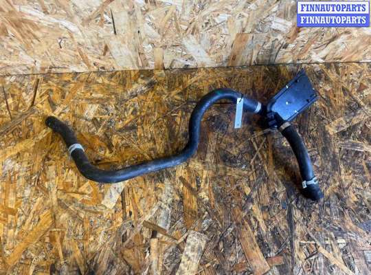 купить Патрубок радиатора на Volvo V60 (2018-2024)