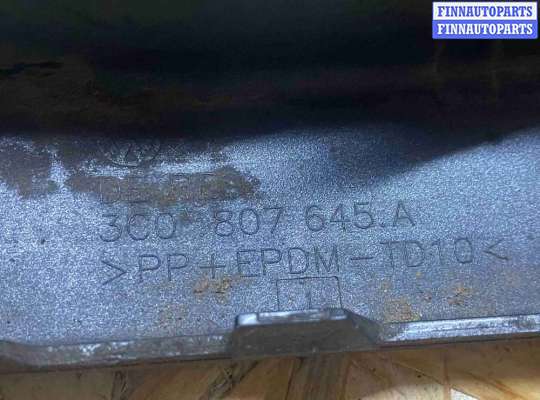 Молдинг на Volkswagen Passat B6 (3C)