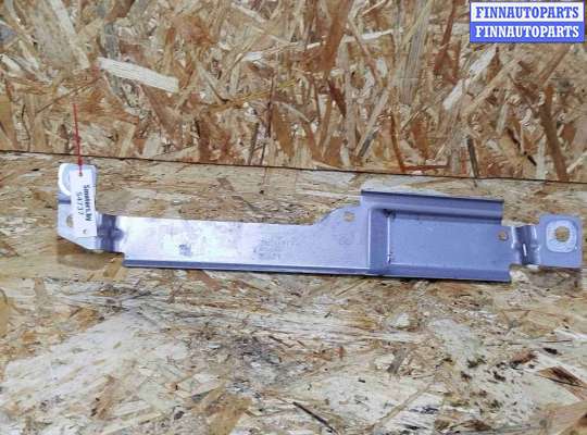 купить Кронштейн крепления крыла переднего правого на Volvo XC60 2017-2024