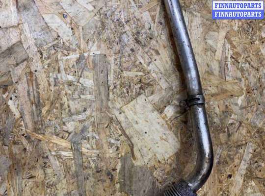 Патрубок (трубка, шланг) на Volkswagen Passat B6 (3C)