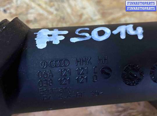 Фланец (тройник) системы охлаждения на Skoda Octavia Tour (1U, A4)