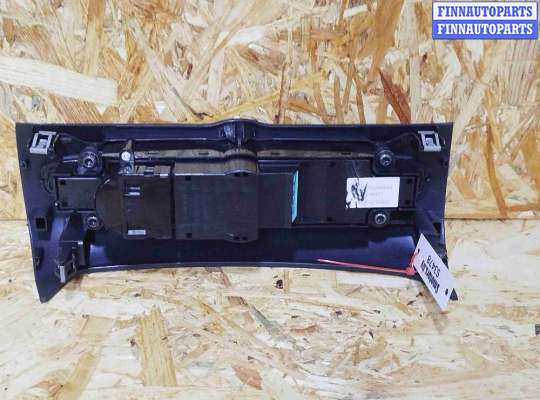 купить Блок управления монитором на Volvo XC60 2017-2024