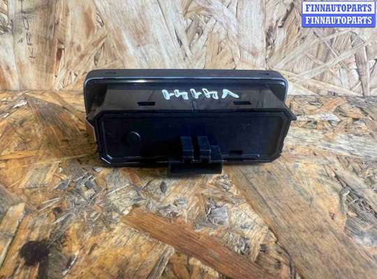 купить Кнопка открытия багажника на Volvo V60 (2018-2024)