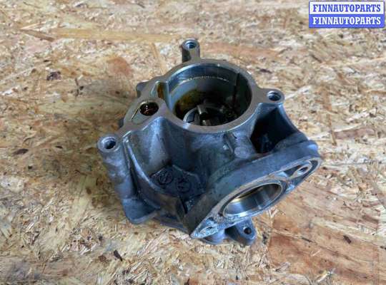 Насос вакуумный (дизель) на Audi A4 (8K, B8)