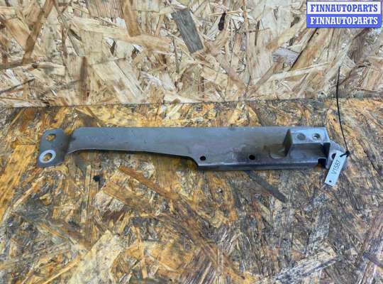 купить Кронштейн крепления крыла переднего левого на Volvo V60 (2018-2024)