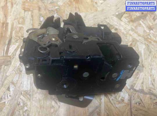 купить Замок двери задней левой на Audi A6 C5 рестайлинг (2001—2004)