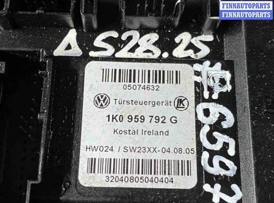 купить Моторчик стеклоподъемника передний правый на Volkswagen Passat B5 рестайлинг (2000—2005)