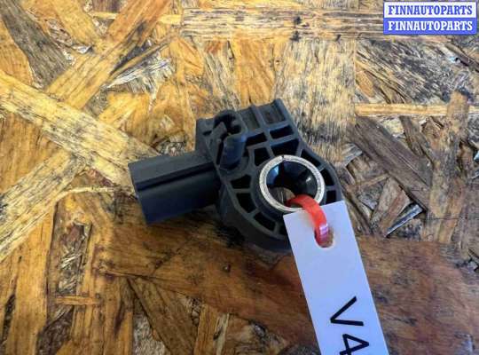 купить Датчик удара на Volvo V60 (2018-2024)