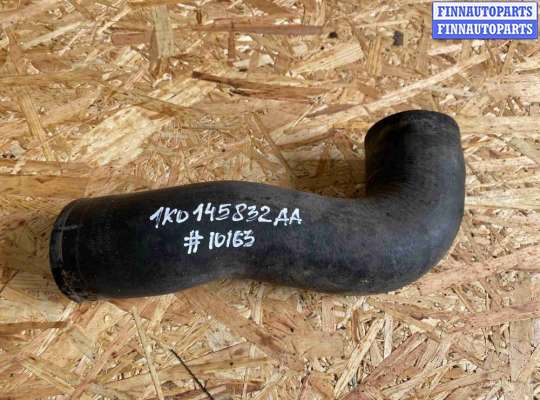 Патрубок (трубка, шланг) на Volkswagen Jetta V (1K)