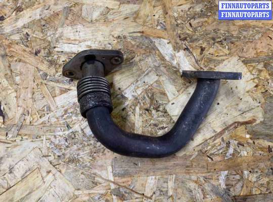 Патрубок (трубка, шланг) на Volkswagen Passat B6 (3C)