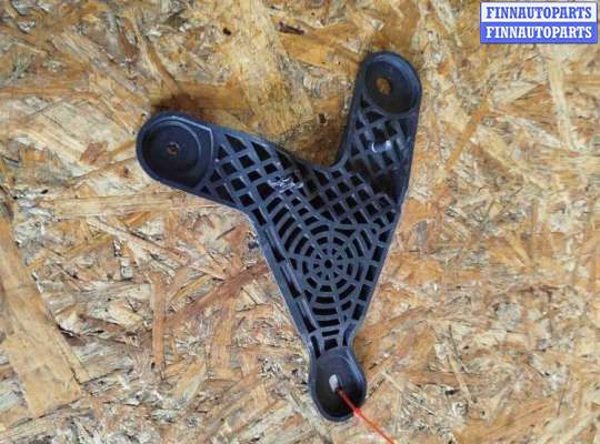 купить Кронштейн на Volvo V60 (2018-2024)