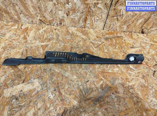 купить Пластик моторного отсека на Volvo V60 (2018-2024)