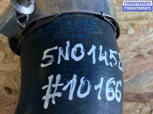 Патрубок (трубка, шланг) на Volkswagen Passat B6 (3C)