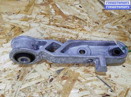 купить Подушка крепления КПП на Volvo XC60 2017-2024