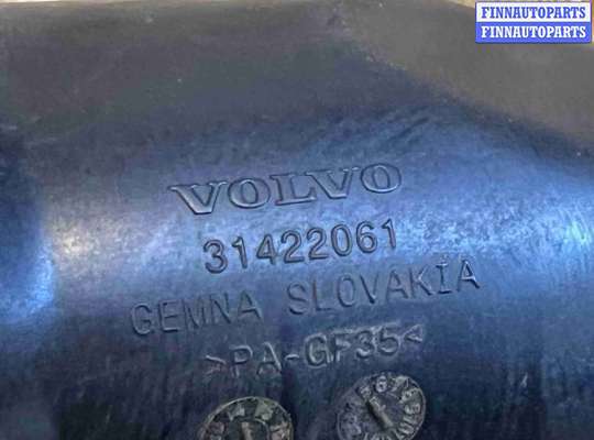 купить Патрубок интеркулера на Volvo V60 (2018-2024)