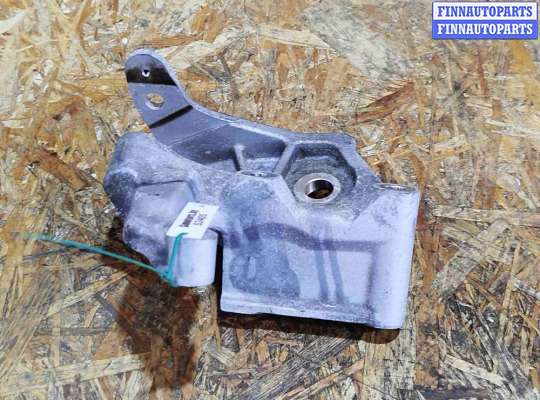 купить Кронштейн двигателя на Volvo XC90 II рестайлинг (2019—2023)