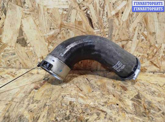 купить Патрубок интеркулера на Volvo V60 (2018-2024)