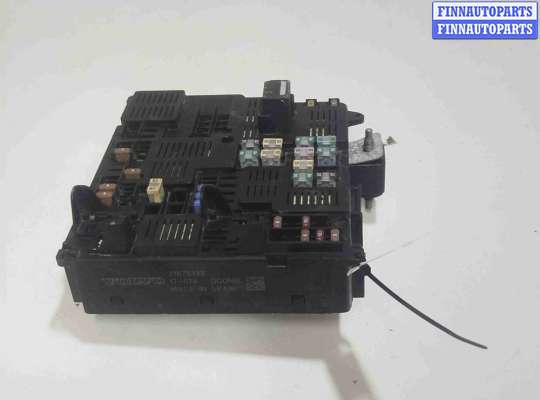 Блок предохранителей VL558805 на Volvo XC90 II рестайлинг (2019—2023)