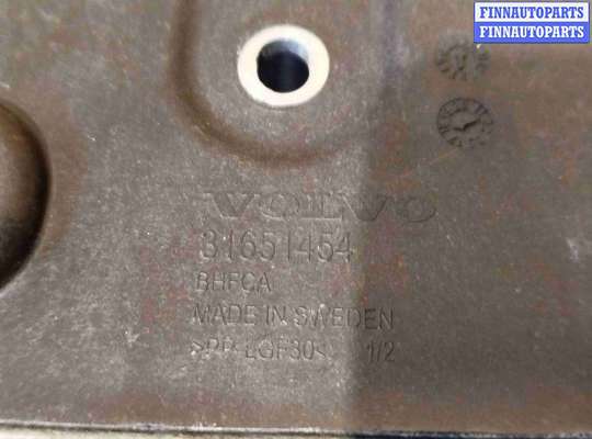 купить Полка аккумулятора (площадка АКБ) на Volvo V60 (2018-2024)