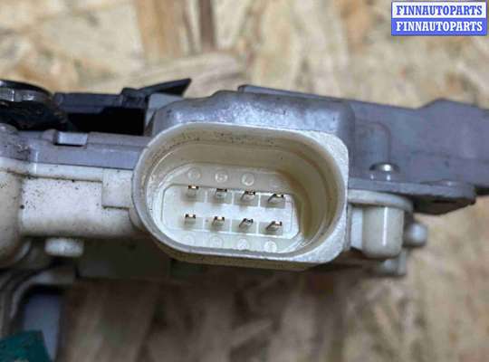 купить Замок двери задней левой на SKODA Superb II (2008—2013)