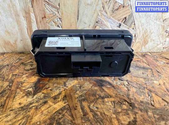 купить Кнопка открытия багажника на Volvo XC60 2017-2024