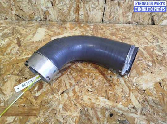 купить Патрубок интеркулера на Volvo V60 (2018-2024)