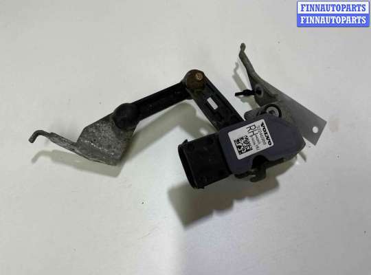 Датчик положения кузова VL560864 на Volvo XC90 II рестайлинг (2019—2023)