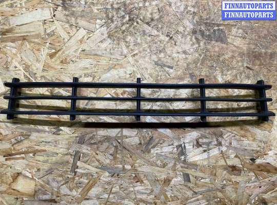 купить Заглушка (решетка) в бампер передний на SKODA Octavia I рестайлинг (2000—2011)