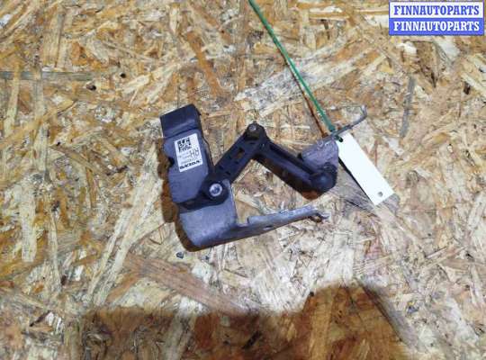 купить Датчик положения кузова на Volvo XC60 2017-2024