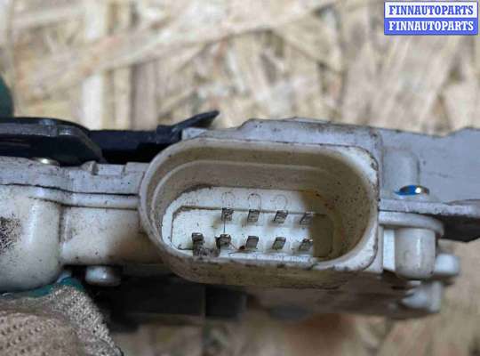 купить Замок двери задней левой на Audi A6 С6 (2004—2008)