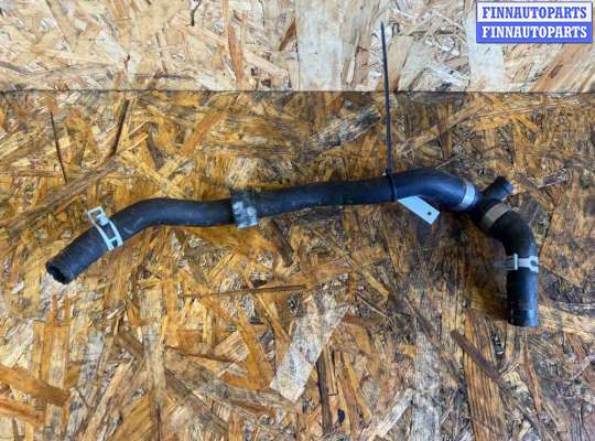 купить Патрубок радиатора на Volvo V60 (2018-2024)