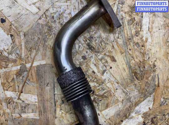 Патрубок (трубка, шланг) на Volkswagen Passat B5+ (3B, GP)