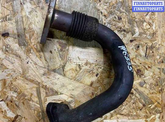 Патрубок (трубка, шланг) на Volkswagen Passat B6 (3C)