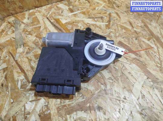 купить Моторчик стеклоподъемника передний правый на Volvo XC90 II рестайлинг (2019—2023)