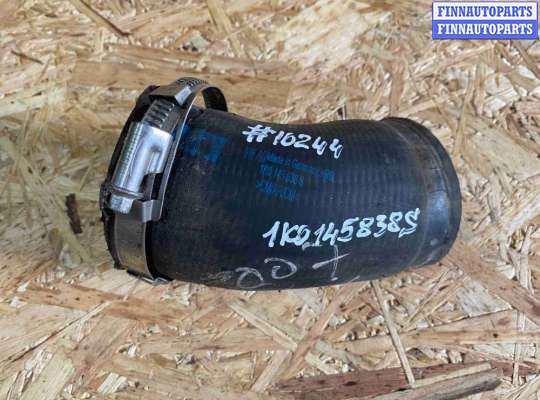 Гофра (патрубок) воздушного фильтра на Volkswagen Jetta V (1K)