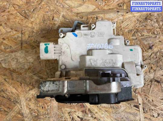 Замок боковой двери на Audi A4 (8K, B8)