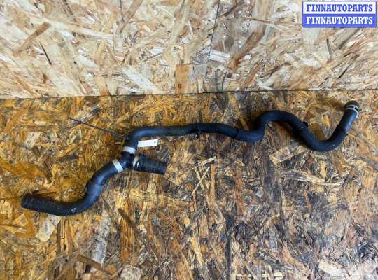 купить Патрубок радиатора на Volvo V60 (2018-2024)