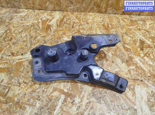 купить Кронштейн крепления крыла переднего левого на Volvo XC60 2017-2024